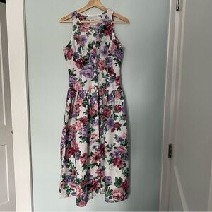 Gorgeous vintage Gunne Sax floral print cotton dress